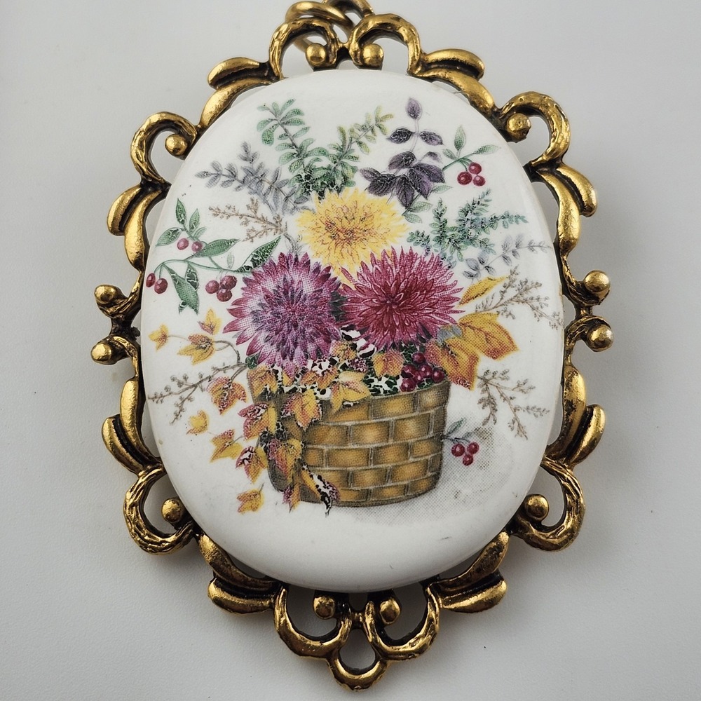 Vintage Flower‎ Basket Painted Brooch Pendant